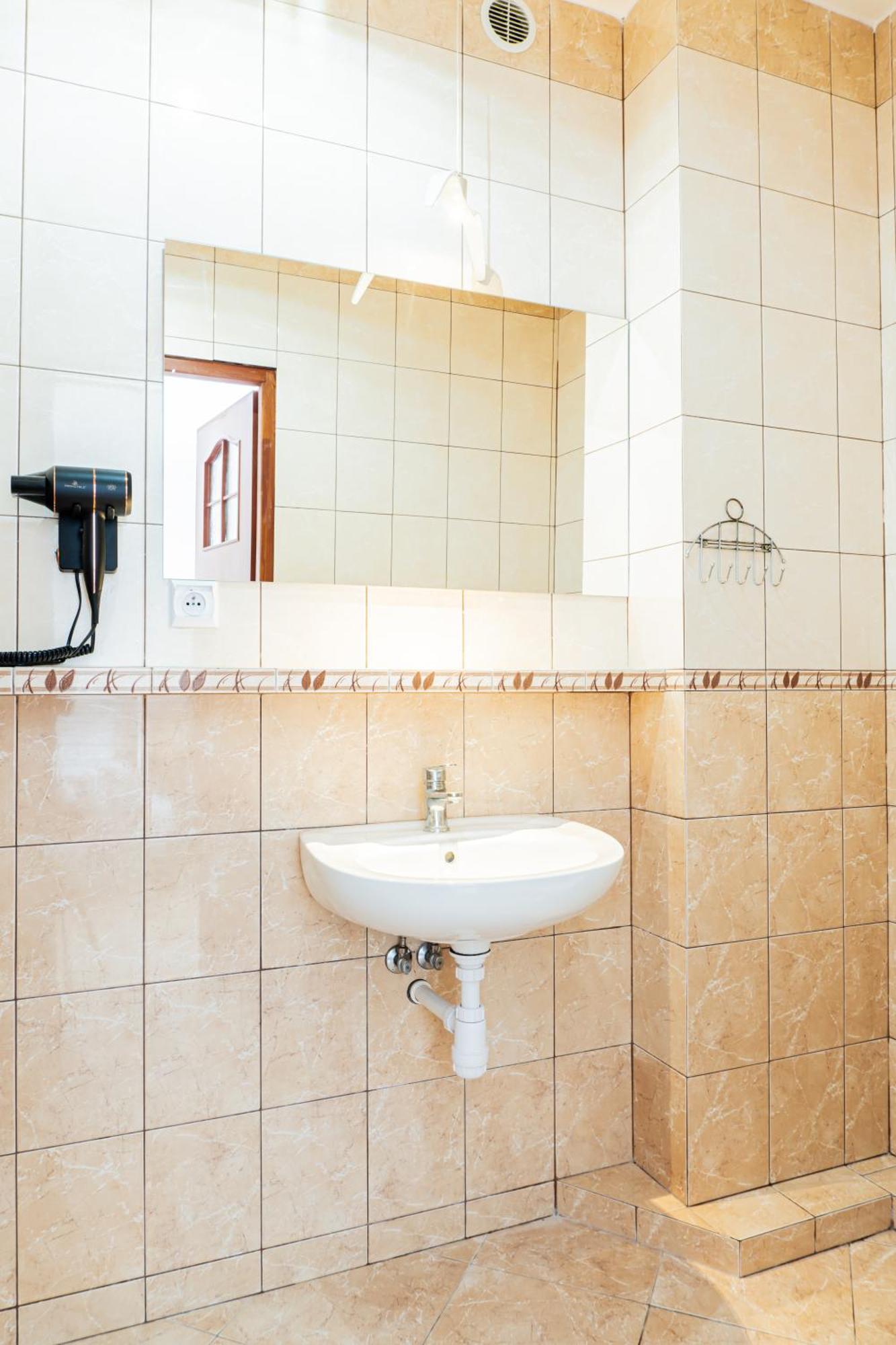 Pokoje Goscinne Raf-Tur - Sala Zabaw, Grill - Idealny Dla Rodzin Z Dziecmi Ostrowo  Esterno foto